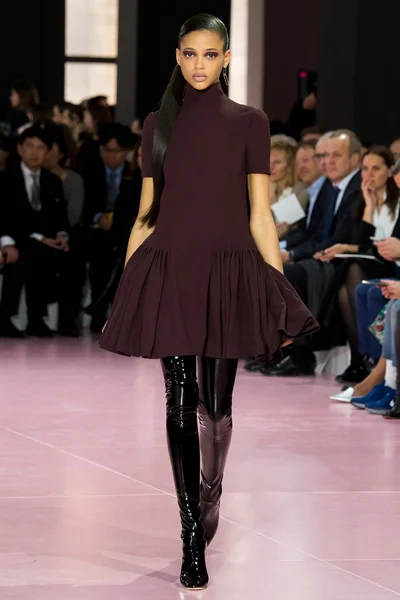 Look 37